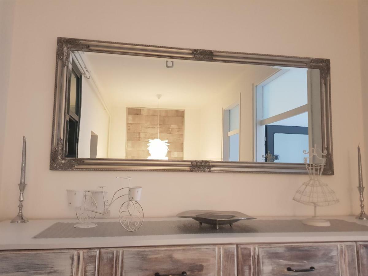 Downtown'S Pearl Apartment Pecs Ngoại thất bức ảnh