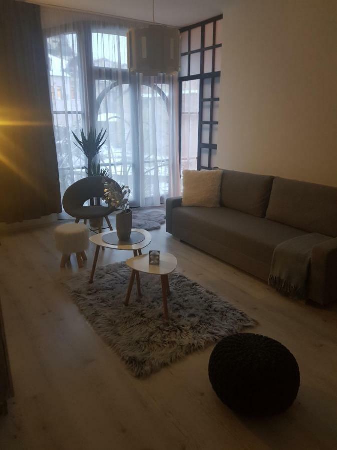 Downtown'S Pearl Apartment Pecs Ngoại thất bức ảnh