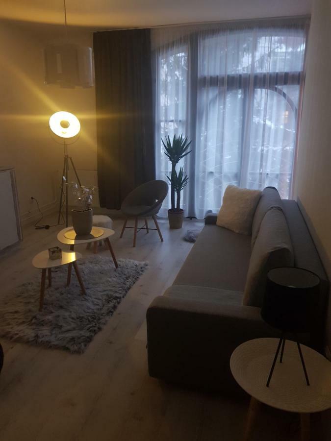 Downtown'S Pearl Apartment Pecs Ngoại thất bức ảnh