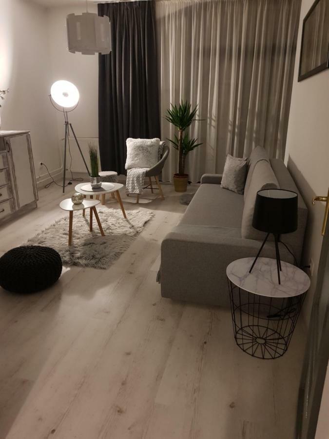 Downtown'S Pearl Apartment Pecs Ngoại thất bức ảnh